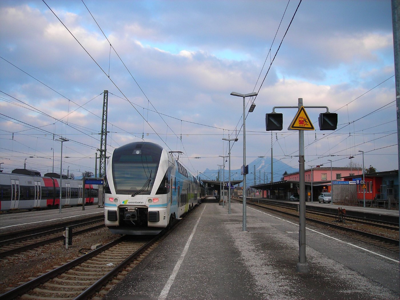A WESTbahn GmbH motorvonata Freilassing állomáson 02