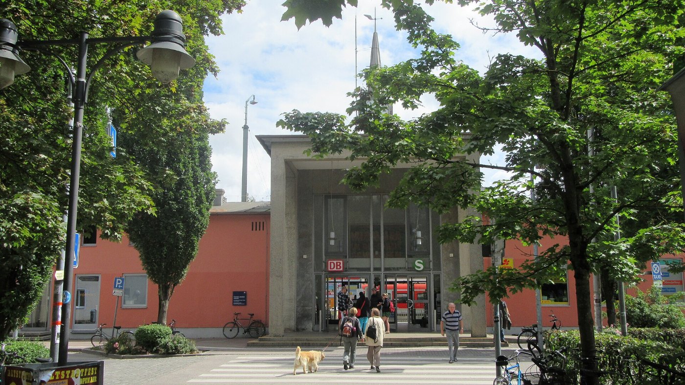Empfangsgebäude Freising (2016)