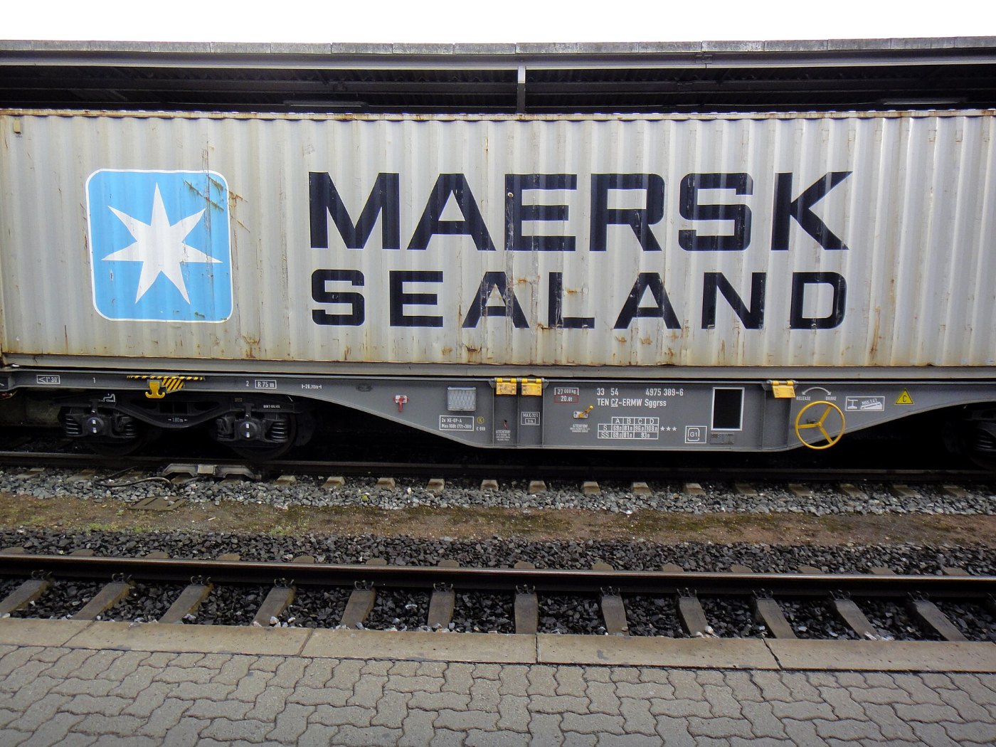 Fulda bahnhof maersk 27.06.2013 18 03 52