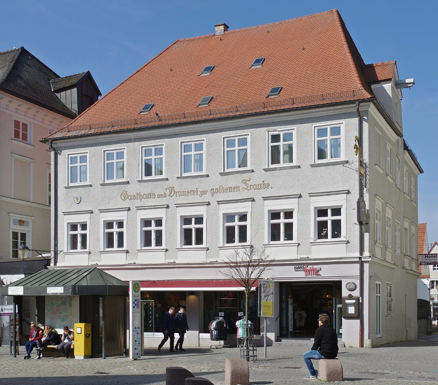 Günzburg Marktplatz 22 BW 2017 03 13 14 00 20