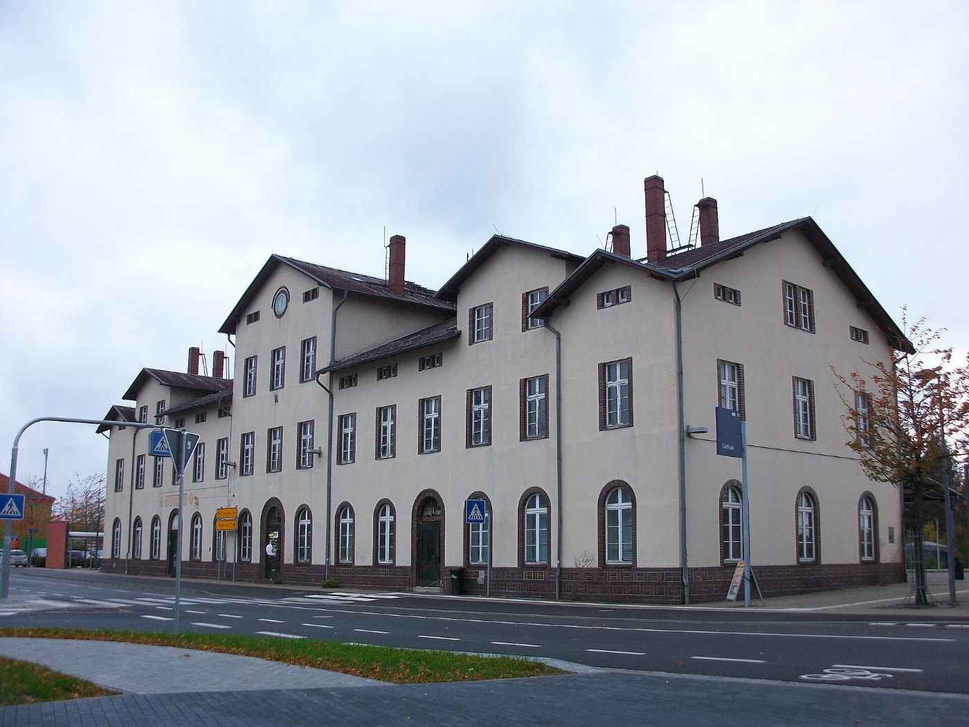 Bahnhof Geithain, Empfangsgebäude (Straßenseite) (1)