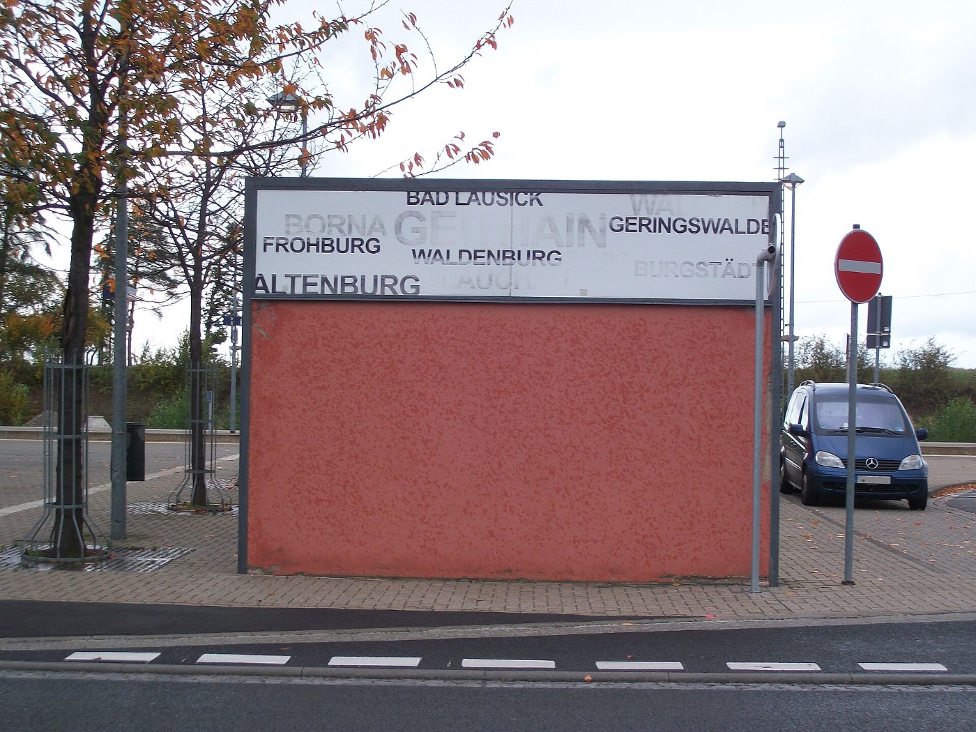 Bahnhof Geithain, Fassage mit ehemaligen Zielen von Geithain aus