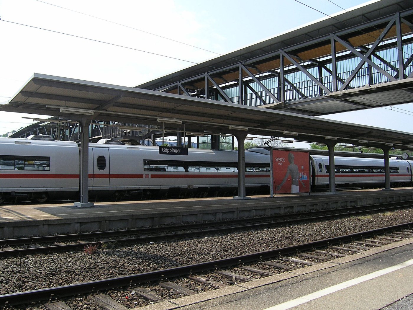 Bahnhof Göppingen, neue Fußgängerbrücke über die Gleise