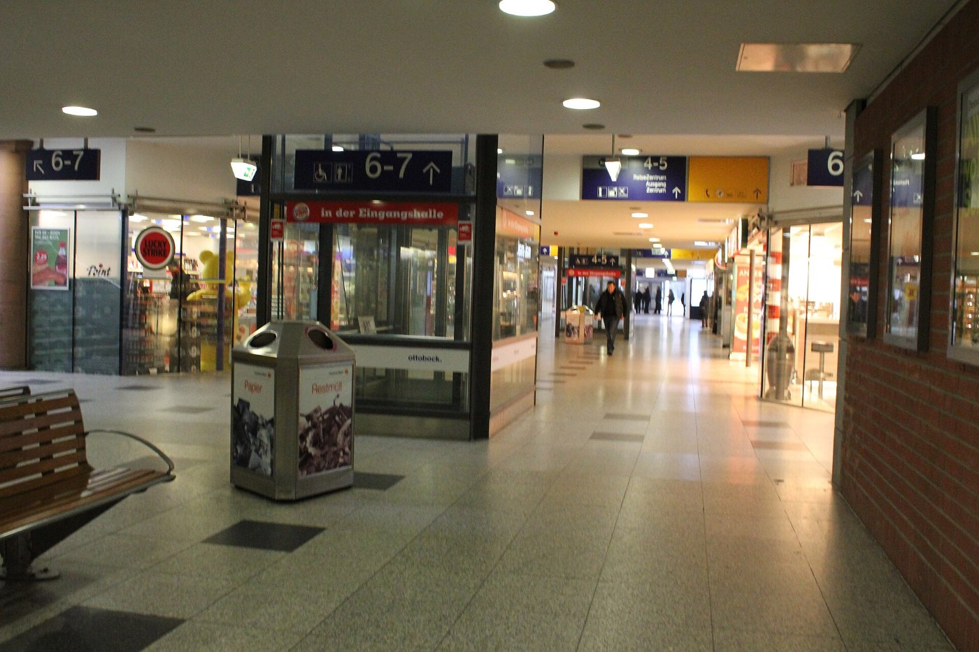 Bahnhof Göttingen Innen