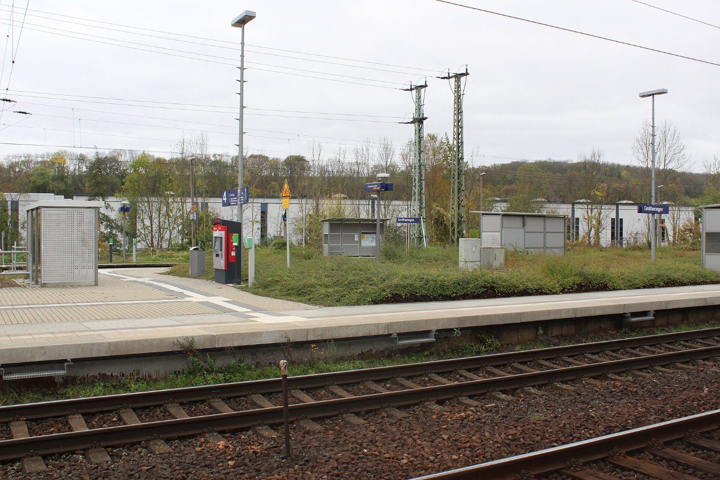 Bahnhof Großheringen, Bahnsteige (6)