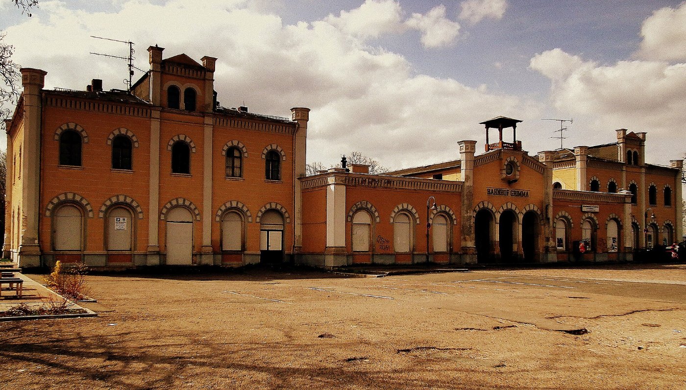 Grimma Bahnhof Germany April 2012 ()