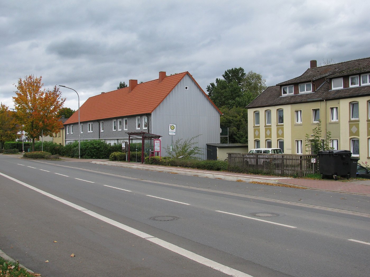Bushaltestelle Bahnhof, 1, Hess. Oldendorf, Landkreis Hameln Pyrmont