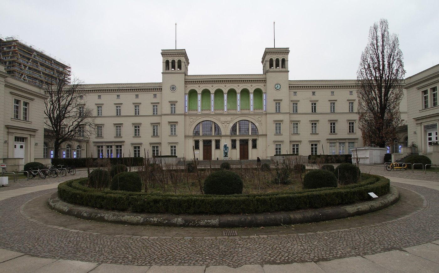 Berlin Hamburger Bahnhof 06 2016 gje
