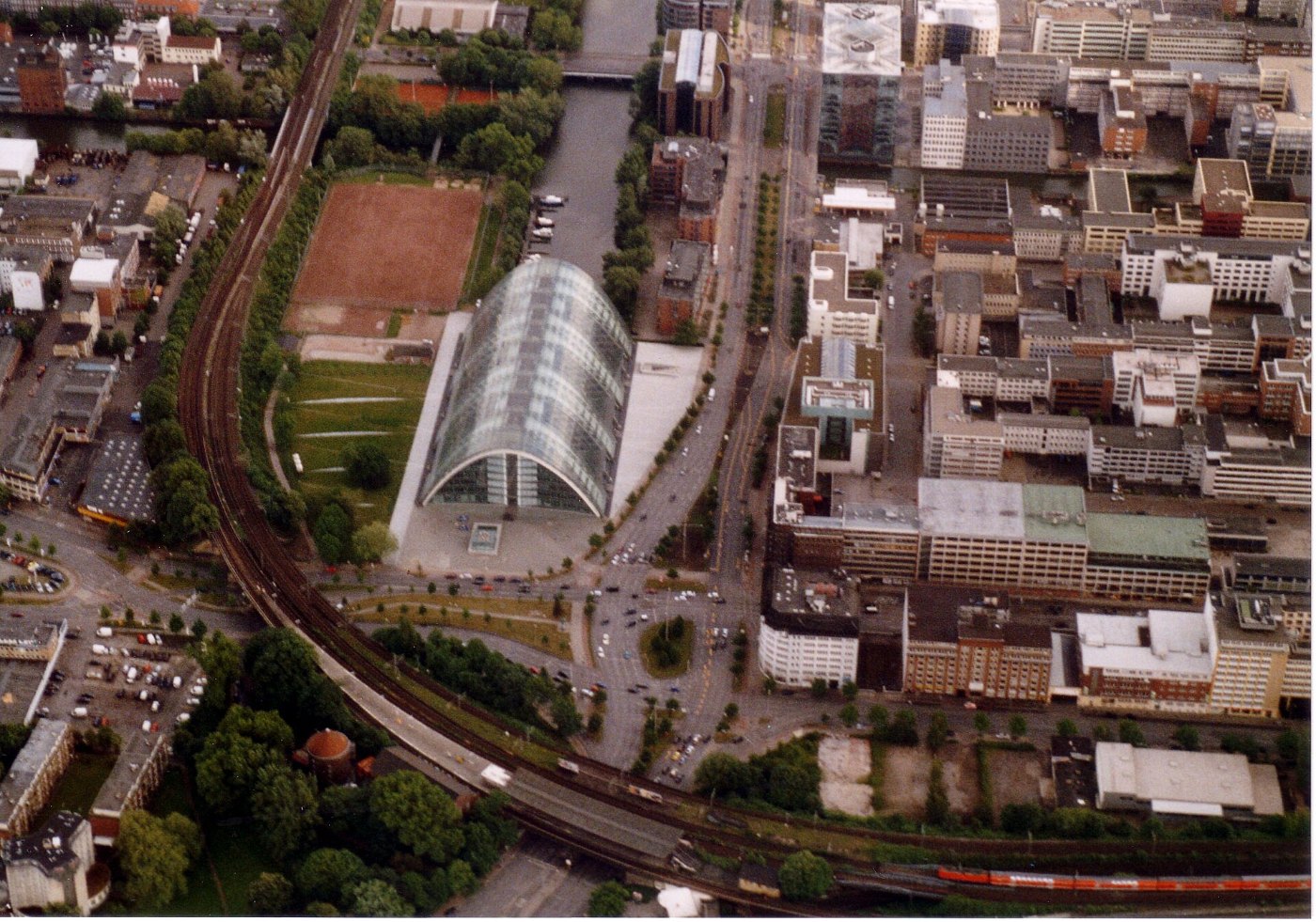 Berliner Tor panoramio