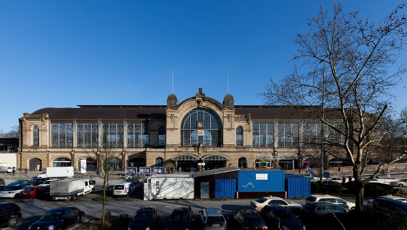 Bahnhof Hamburg Dammtor IMG 1854 edit