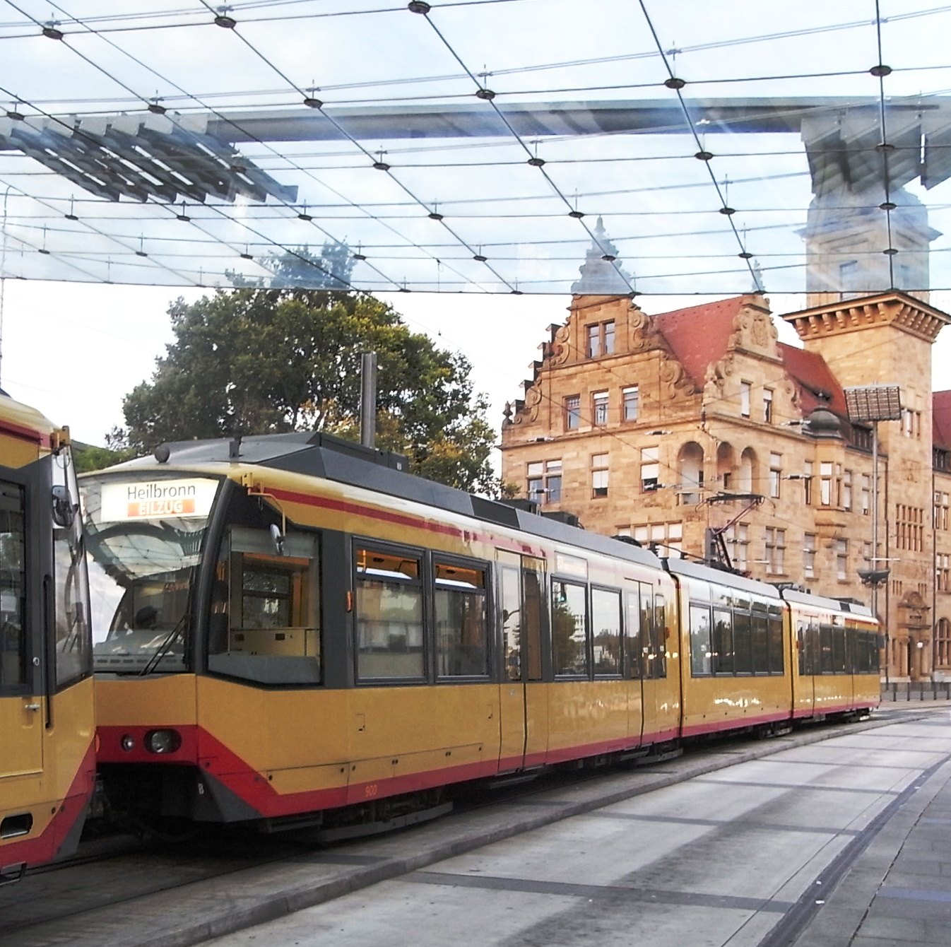 Heilbronn, Stadtbahn am Hauptbahnhof 4