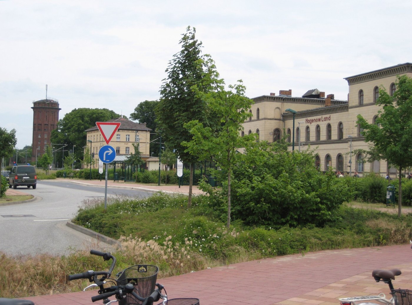 Hagenow Ensemble Wasserturm Post Empfangsgeb Westseite
