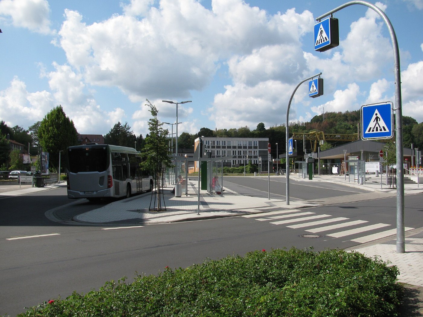 Bushaltestelle Bahnhof ZOB, 2, Alfeld, Landkreis Hildesheim