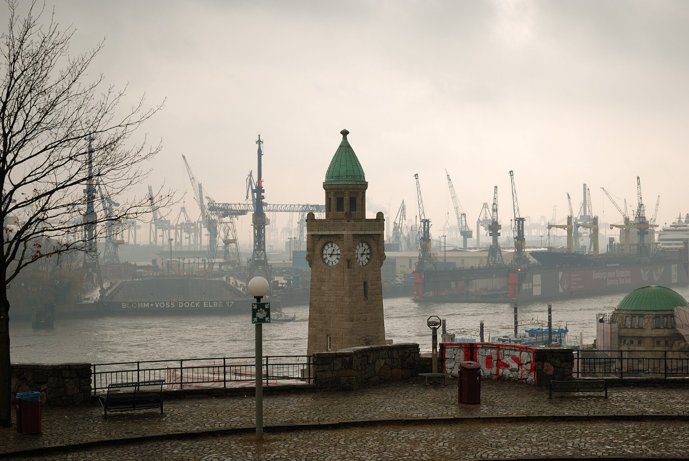 Hamburg 19789 Landungsbrücken