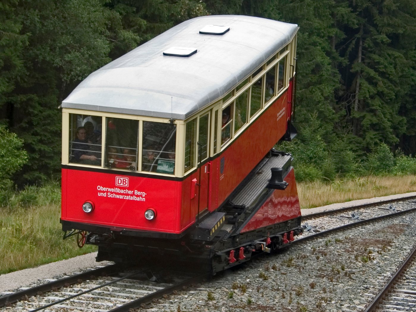 Oberweißbacher Bergbahn Güterbühne mit Aufsatzwagen panoramio