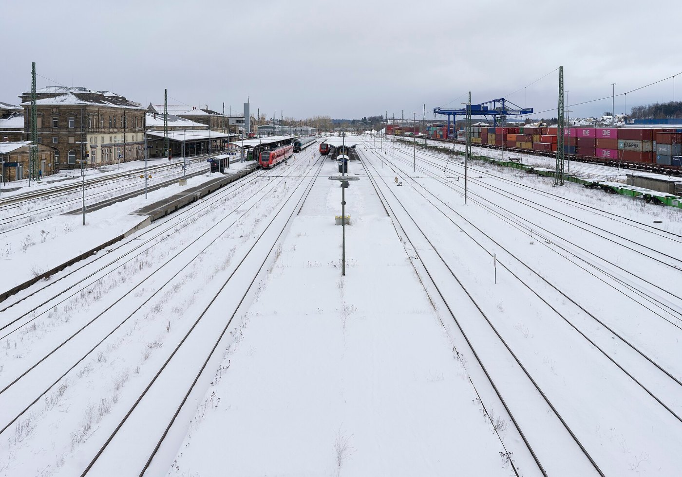 Verschneite Schneeschienen in Hof DSC7416