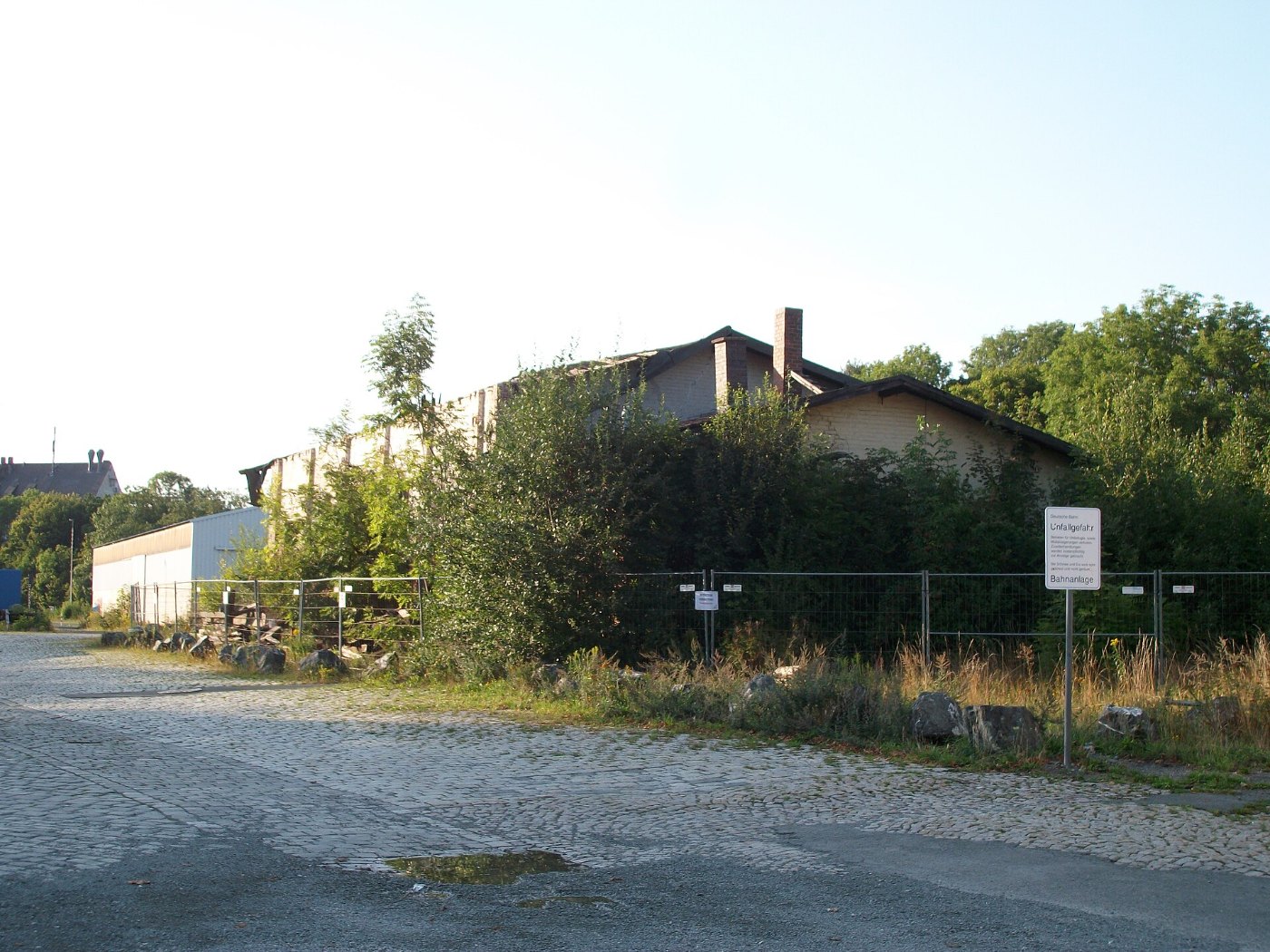 Bahnhof Hof Neuhof, Güterschuppen