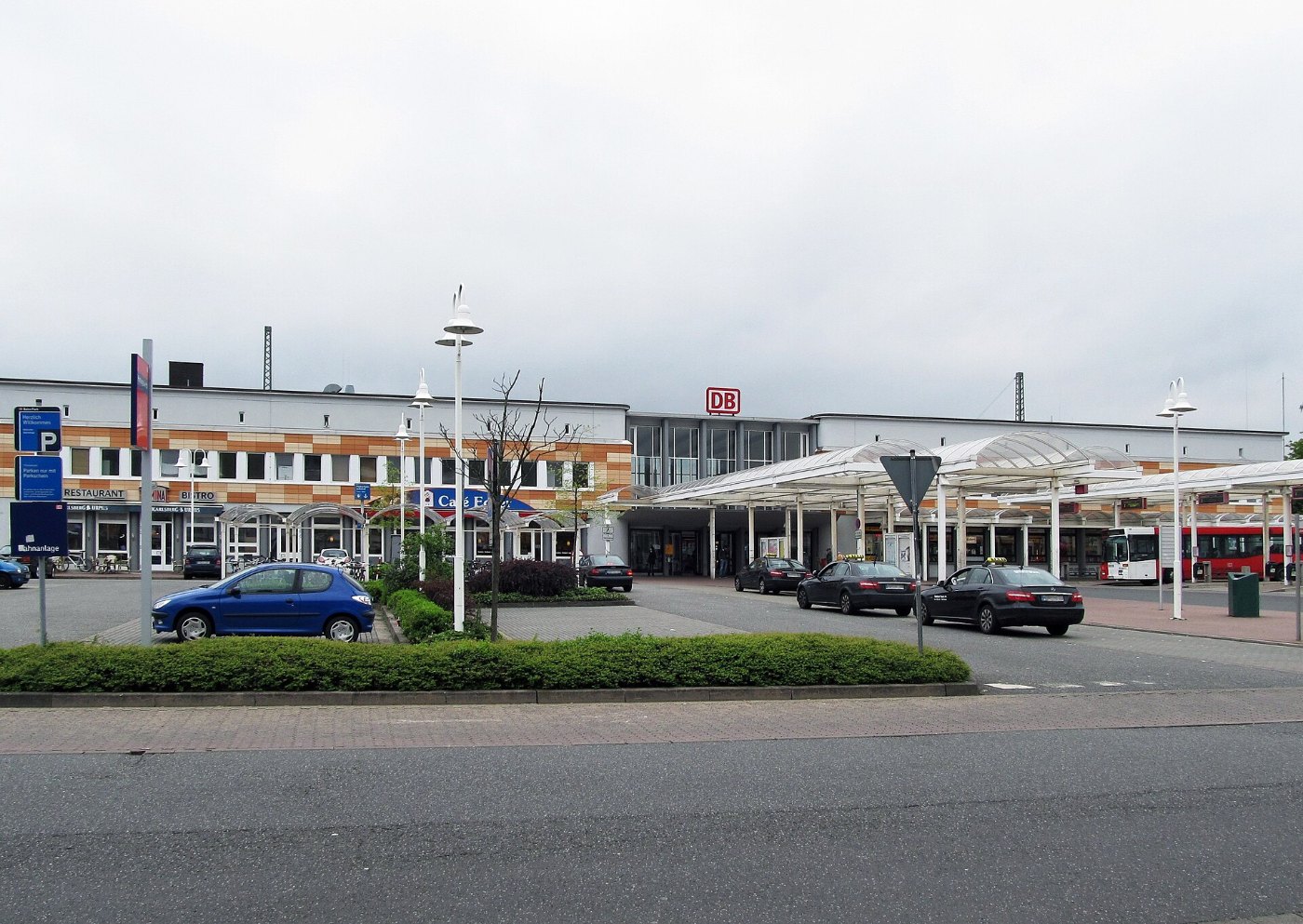 Homburg Saar Hauptbahnhof 2012 05 03