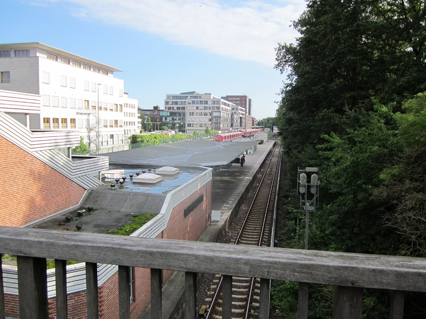 S Bahnhof Poppenbüttel in Hamburg Poppenbüttel 1