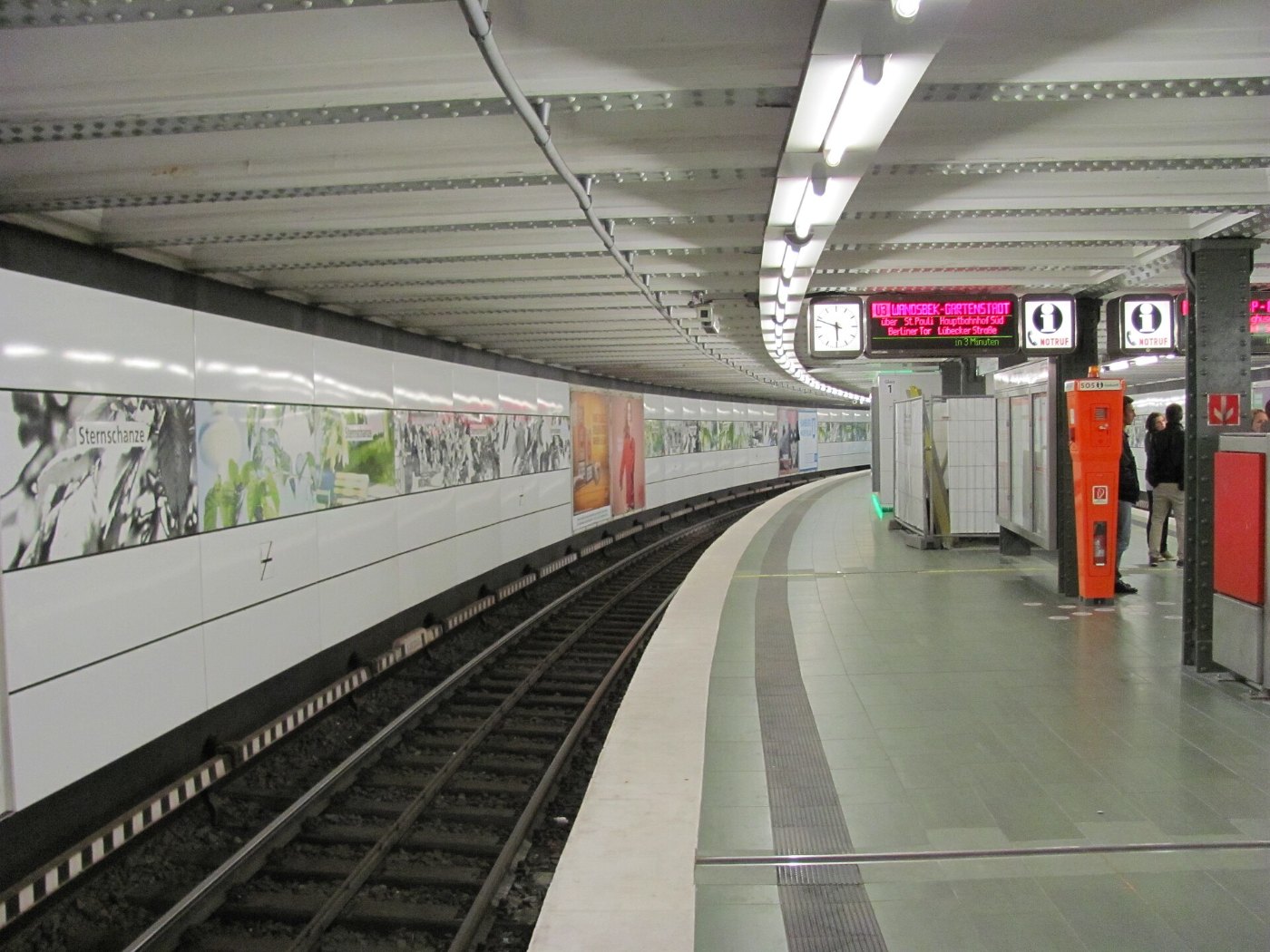 U Bahnhof Sternschanze 1