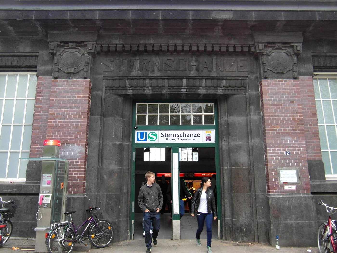 Sternschanze Hamburg U Bahn ()