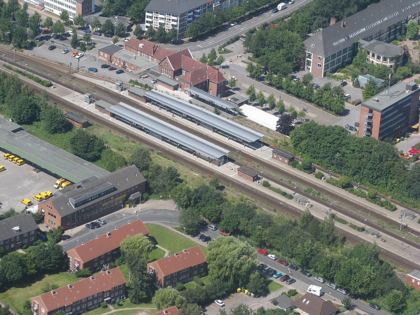 2008 07 26 Bahnhof Husum (Schrägluftbild) (IMG 0887)