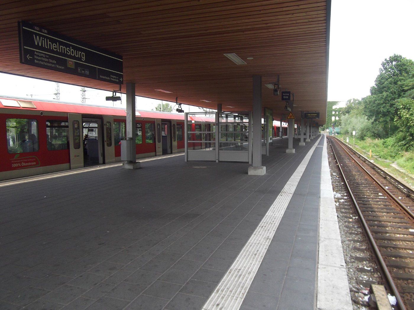 Hamburg S Bahn Wilhelmsburg DS642n