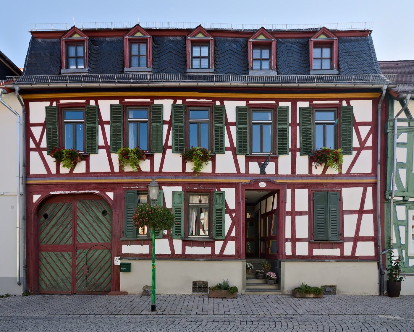 Lindenapotheke Idstein JR E 2653 2018 08 19
