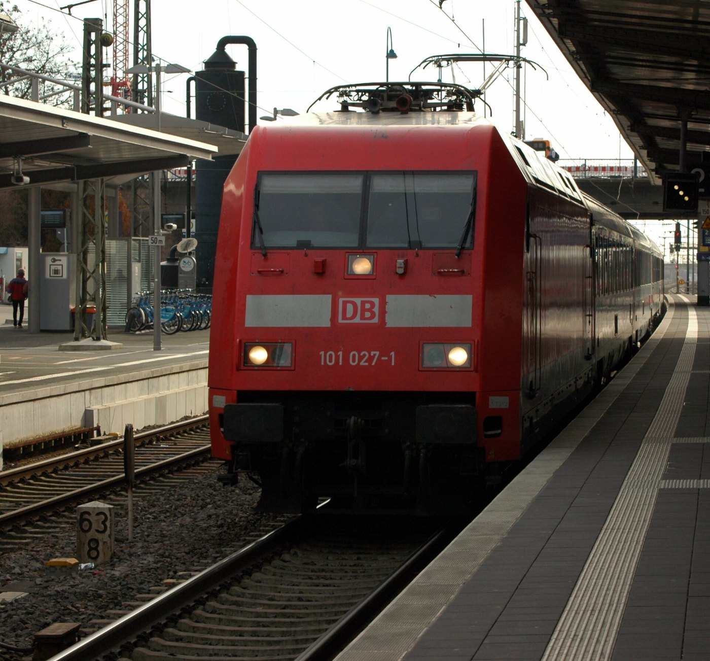 Bahnhof Weinheim DB Baureihe 101 027 2019 02 13 15 03 06