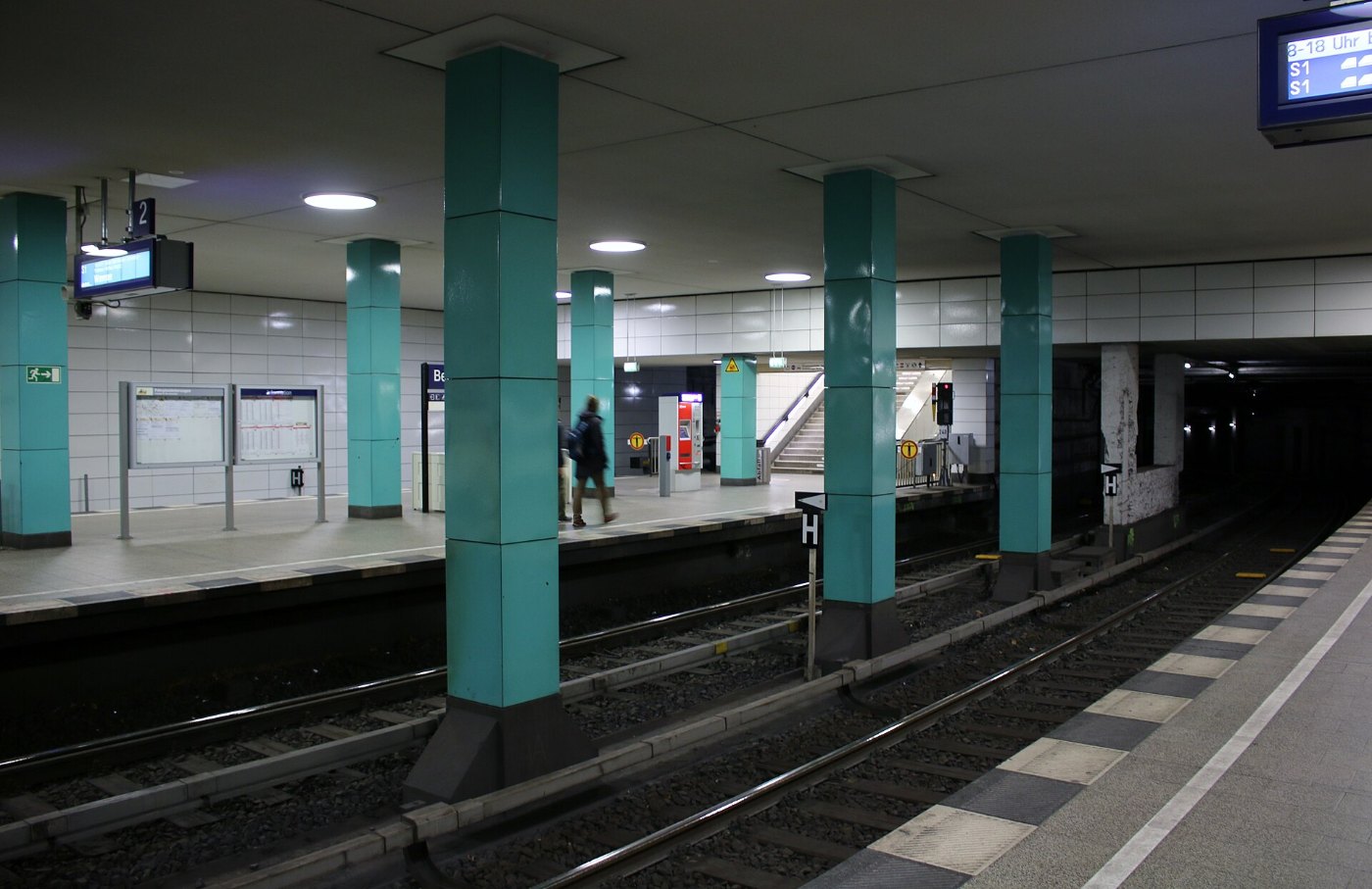 2016 02 29 S Bahnhof Berlin Anhalter Bahnhof by DCB–3