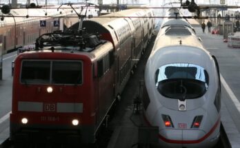 DB Baureihe 111 und ICE 3 im Hauptbahnhof Munich