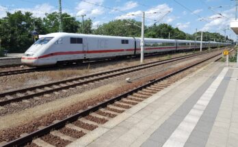 ICE 1 in Teltow