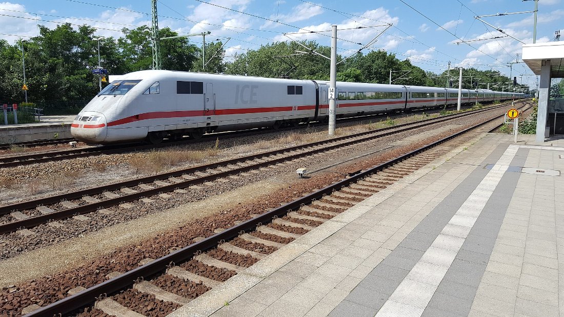 ICE 1 in Teltow