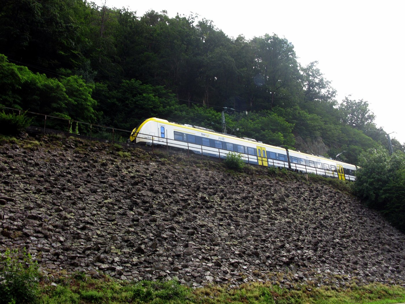 Alstom Coradia Continental auf der Höllentalbahn in Falkensteig 2