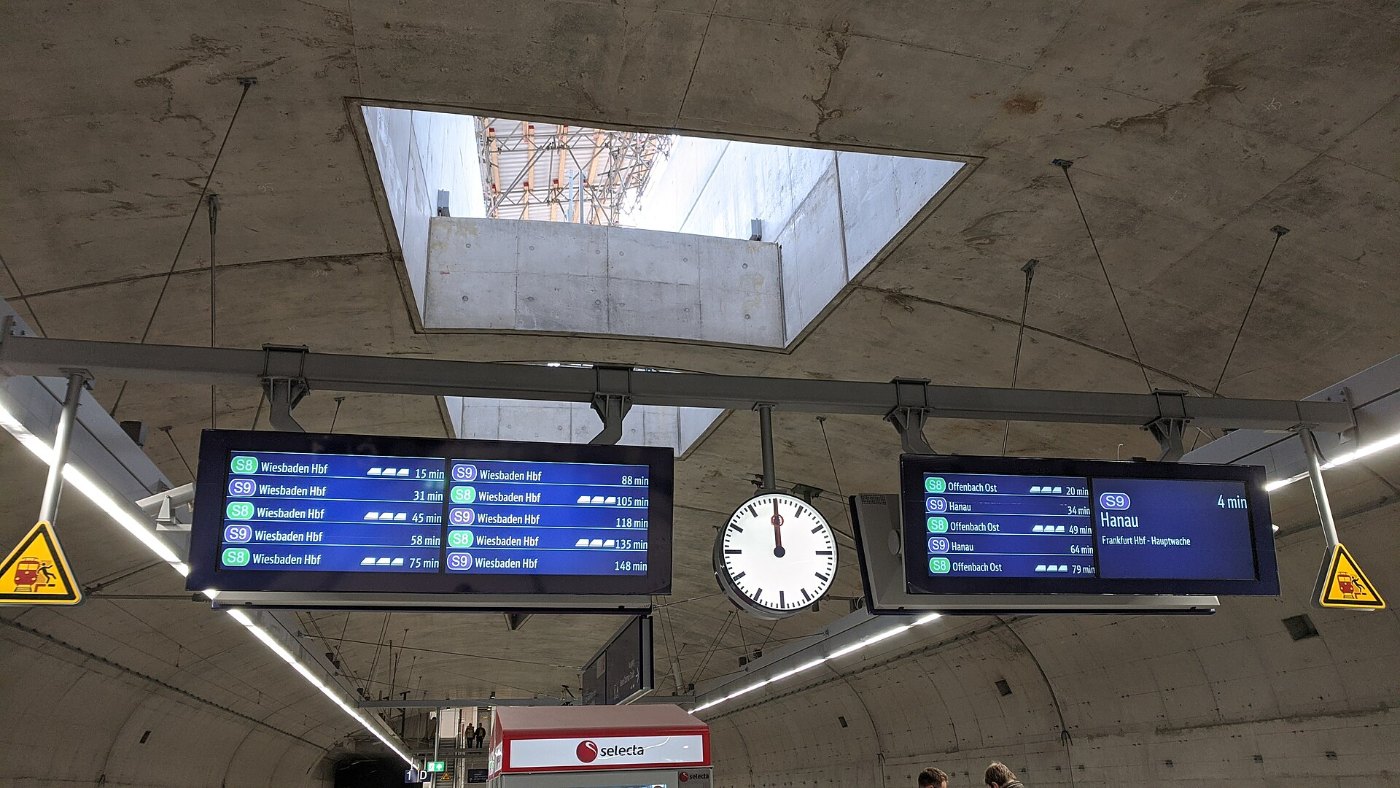 Bahnhof Frankfurt Gateway Gardens