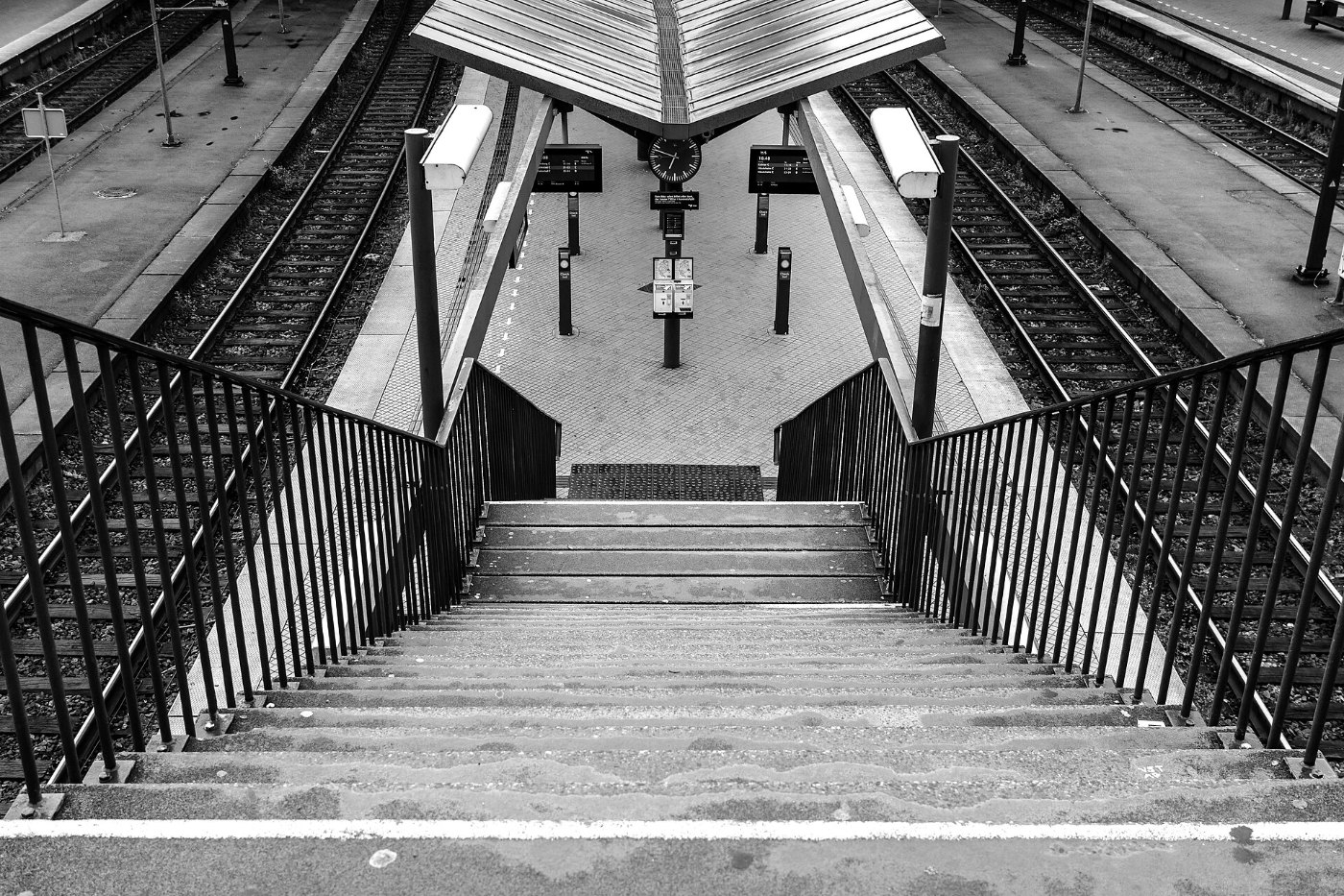 Kopenhagen (DK), Bahnhof 2017 1672 (bw)