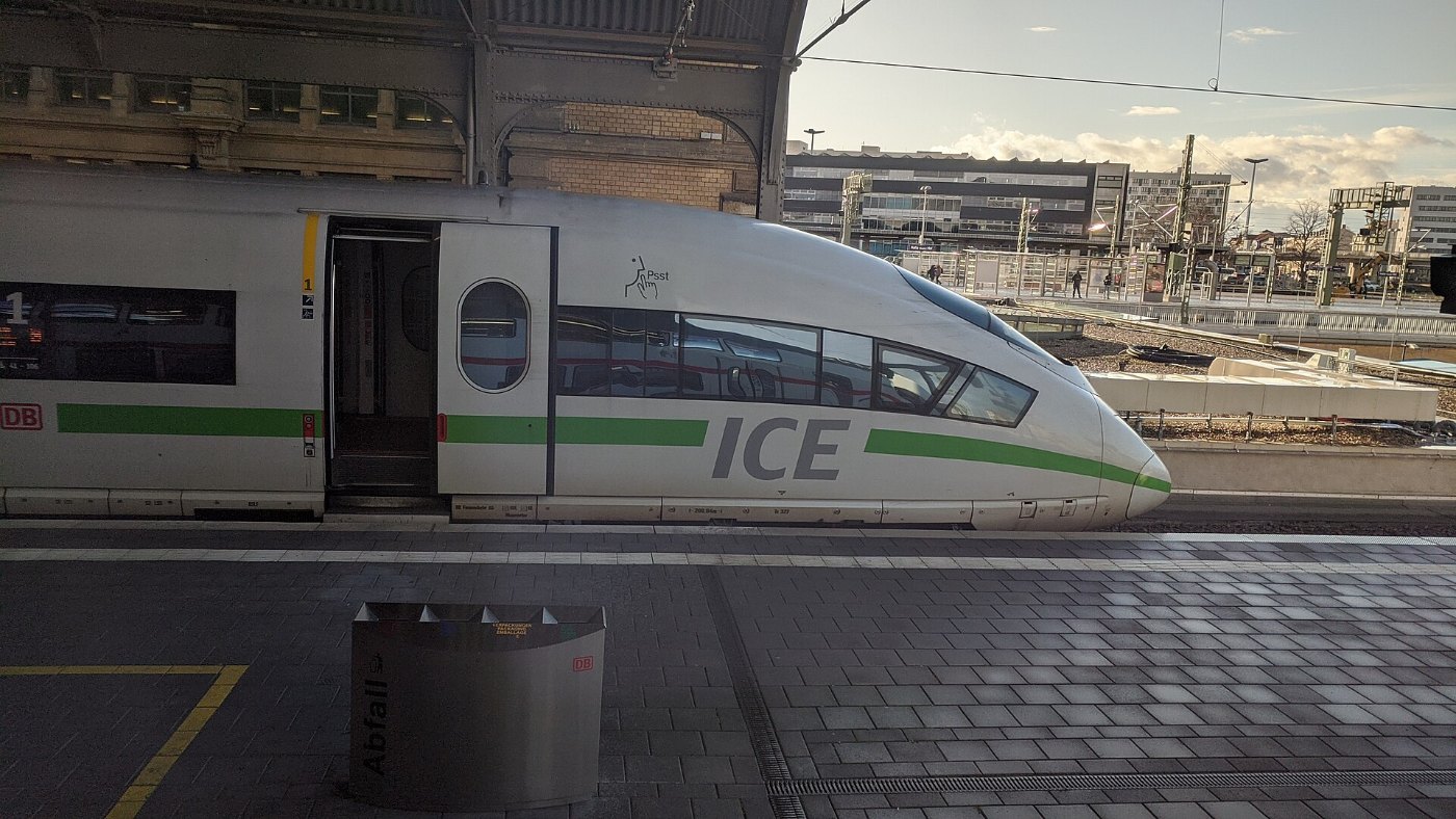 DB ICE3 Halle