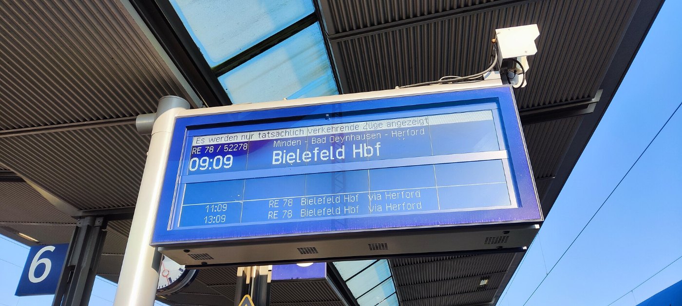 Bahnhofsanzeige Nienburg
