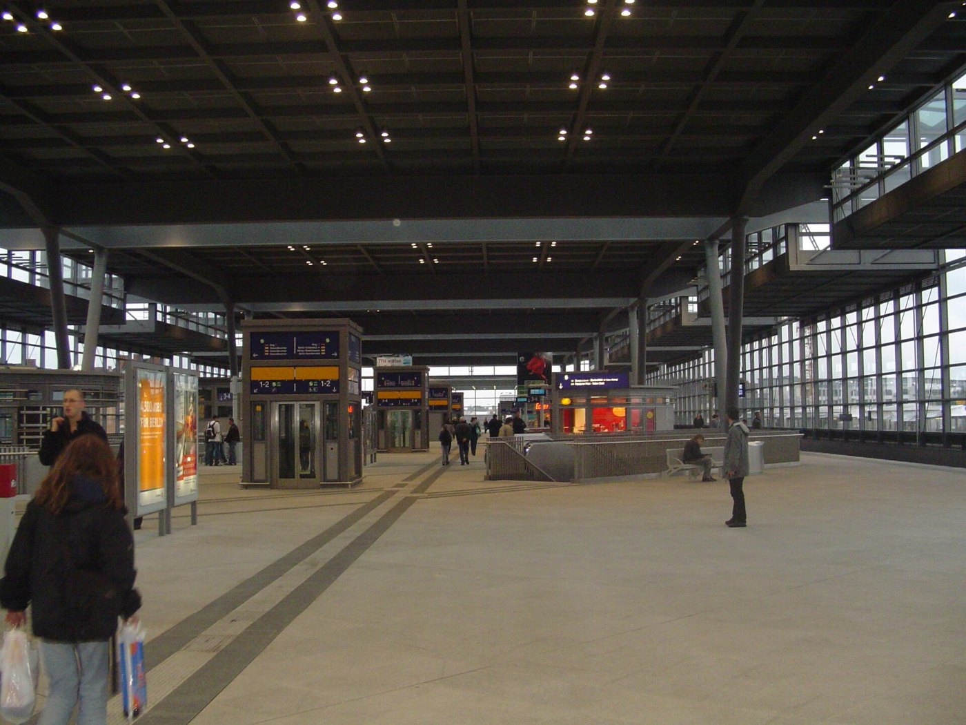 Bahnhof Sudkreuz Bahnsteig oben von W