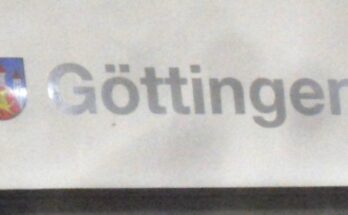 Frankfurt am Main Flughafen Fernbahnhof ICE 3 Göttingen Namensbezeichnun