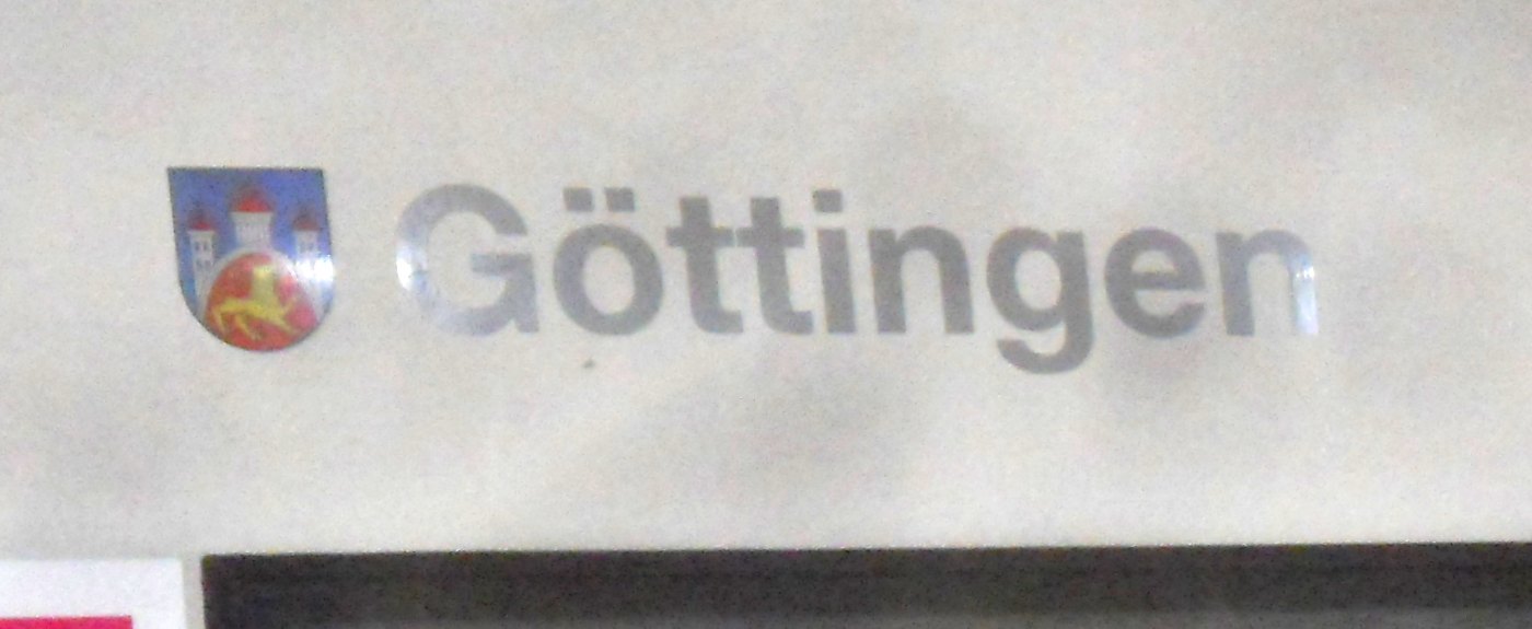 Frankfurt am Main Flughafen Fernbahnhof ICE 3 Göttingen Namensbezeichnun