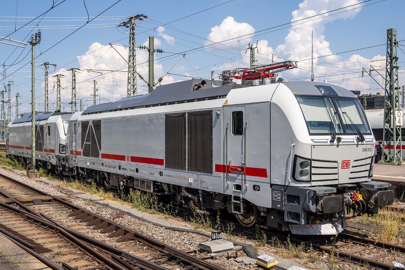 DB Baureihe 248 (Siemens Vectron Dual Mode) in Stuttgart