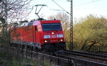 DB BR 185 254 0, Güterzug Freight train (DE) Treuchtlingen 20.04.2014 ()