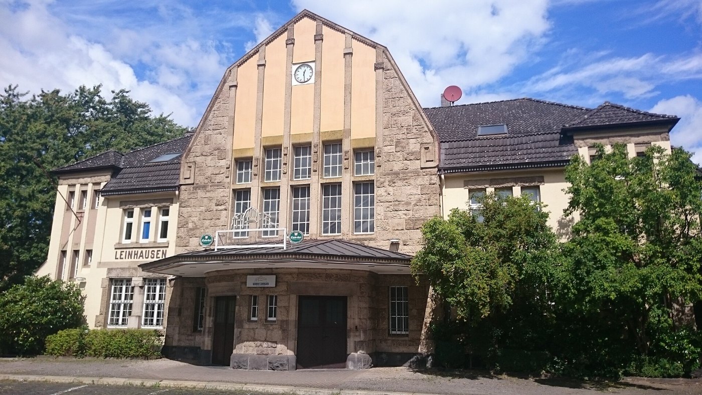 Bahnhof Leinhausen, Bahnhofsgebäude, Fassade