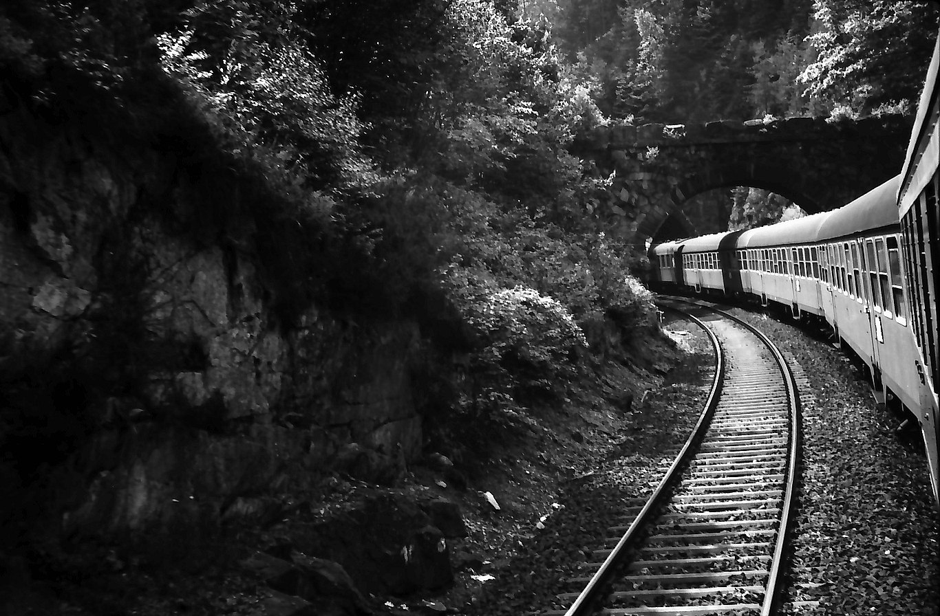 Hornberg; Triberg Tunnelstrecke mit Zug; Abschnitt (eventuell am Eisenbe