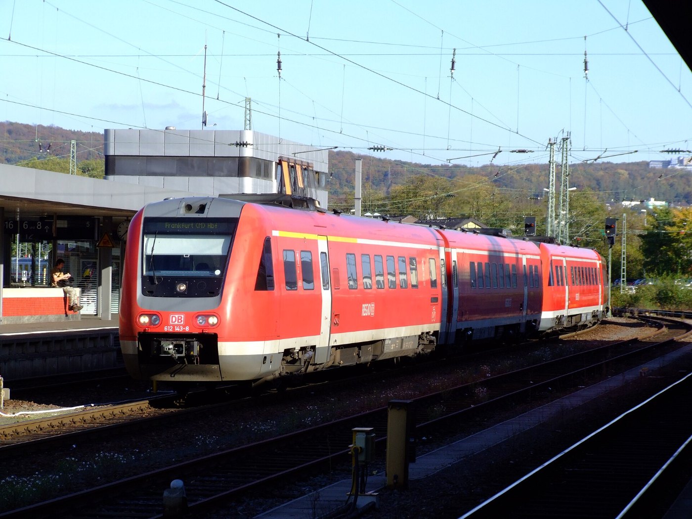 DB 612 143 8