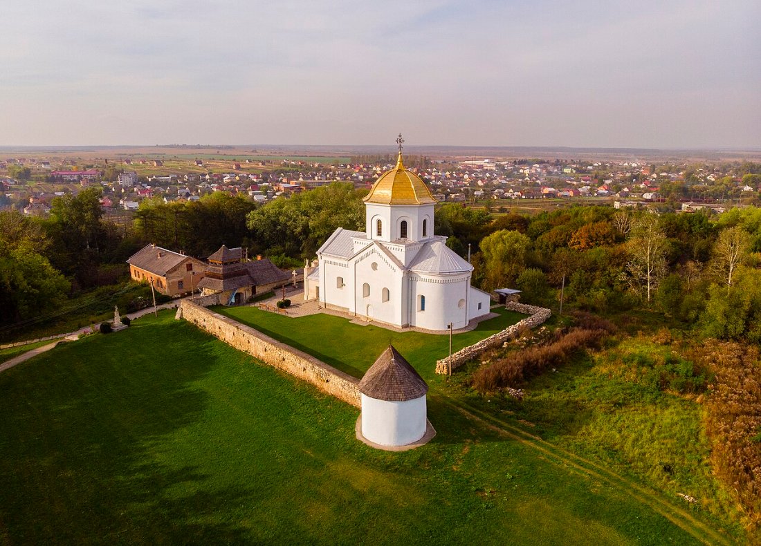 46 236 0032 Pisky Church RB 24