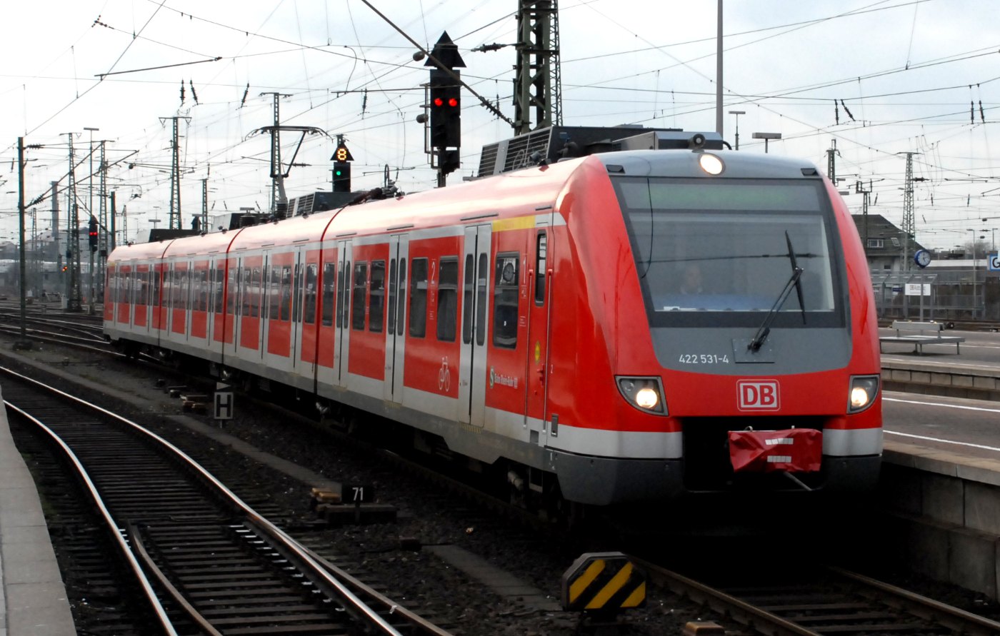 DB 422 531 4