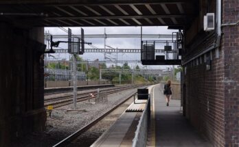 Tamworth railway station MMB 34
