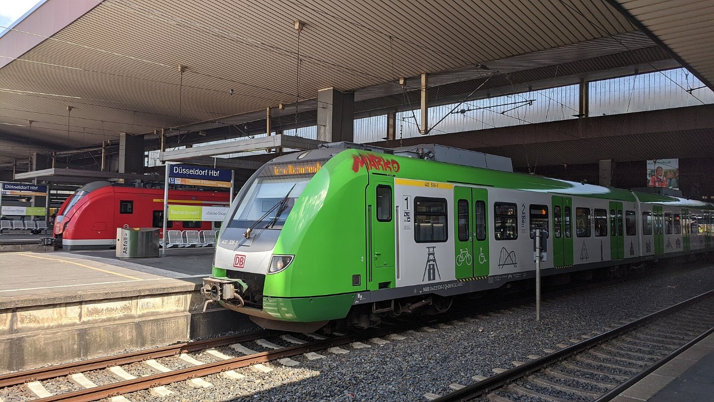 DB 422 536 S Bahn Rhein Ruhr Düsseldorf Hbf